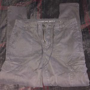 AMERICAN EAGLE CARGO PANTS